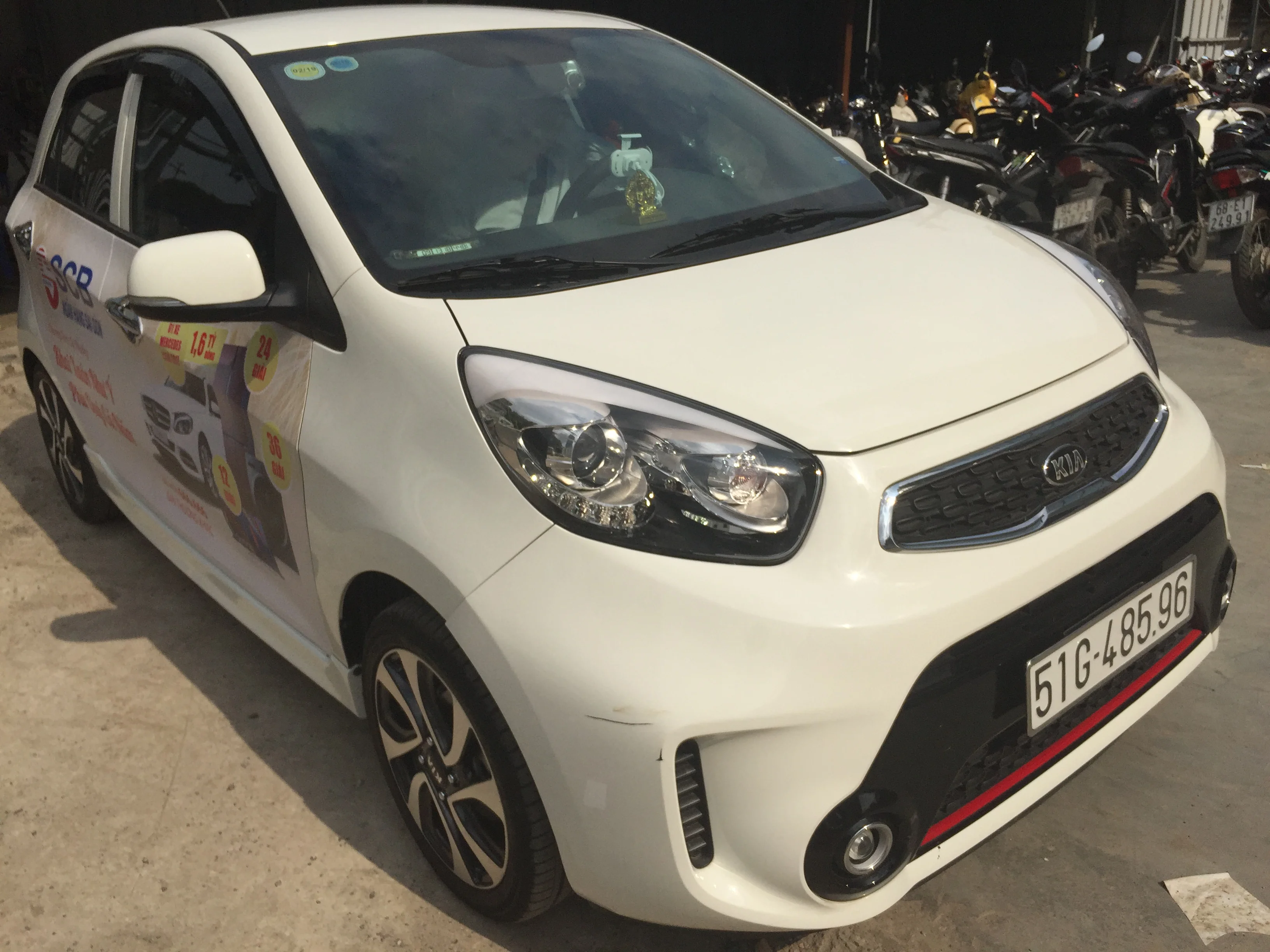 Dán quảng cáo trên xe hơi cá nhân Tại Hồ Chí Minh 2018